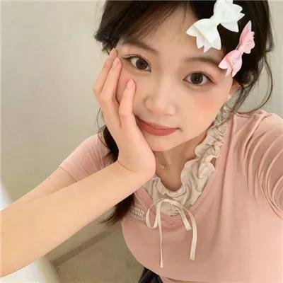 总之就是非常可爱～制服～